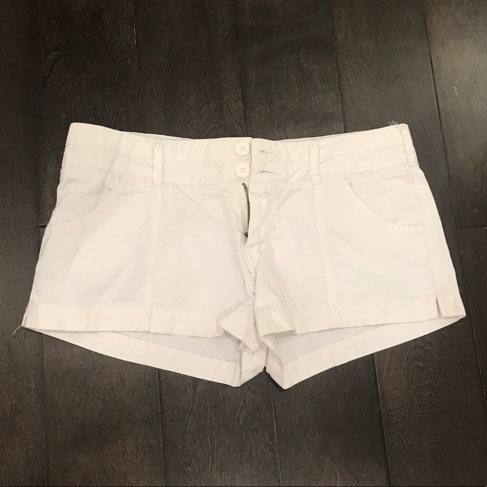 • WHITE SHORTS •